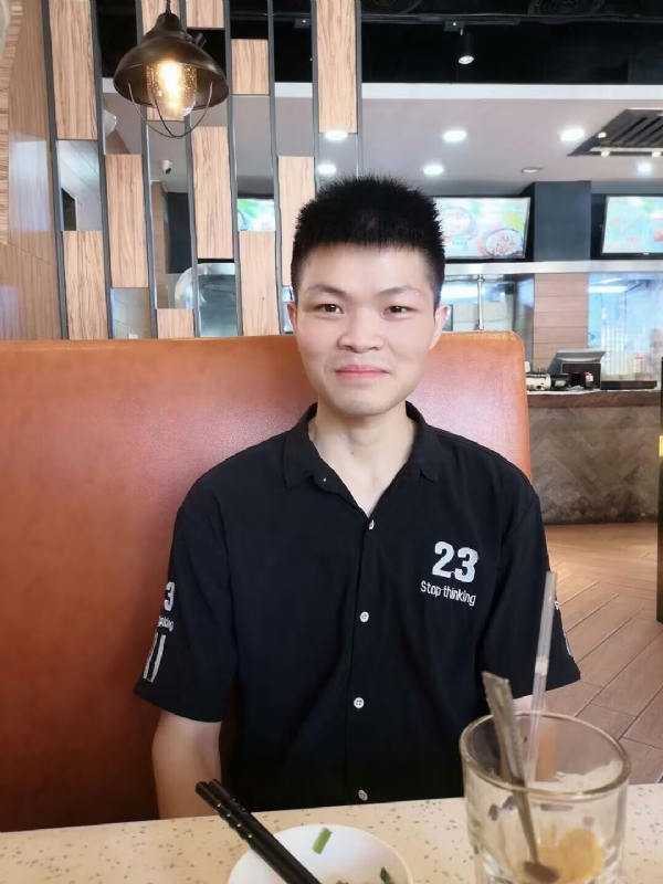 Mickey的第一张照片--北京残疾人相亲网